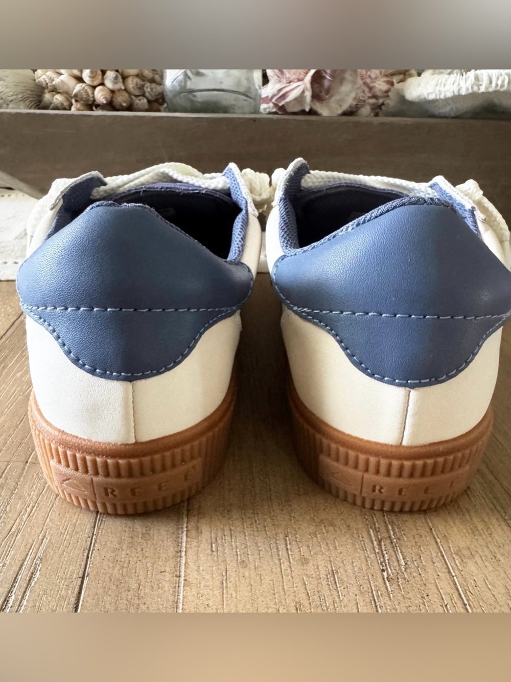 Reef Lay Day Seas Lace-Up Sneakers, Ivory/Navy, NWT, Women’s Multiple Sizes - Picture 8 of 16